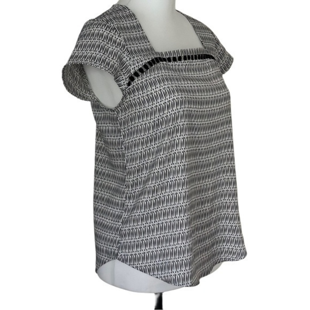 Ann Taylor Geometric Pom Pom Trim Square Neck Blouse Black White Women Small - Picture 2 of 5